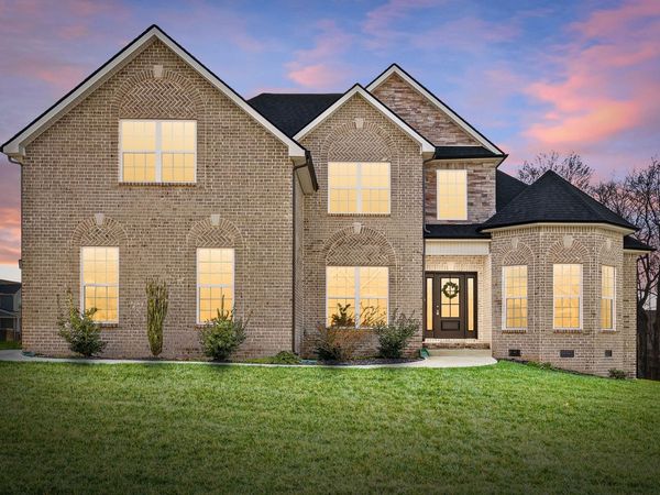 1481 English Oak Dr, Clarksville, TN 37043