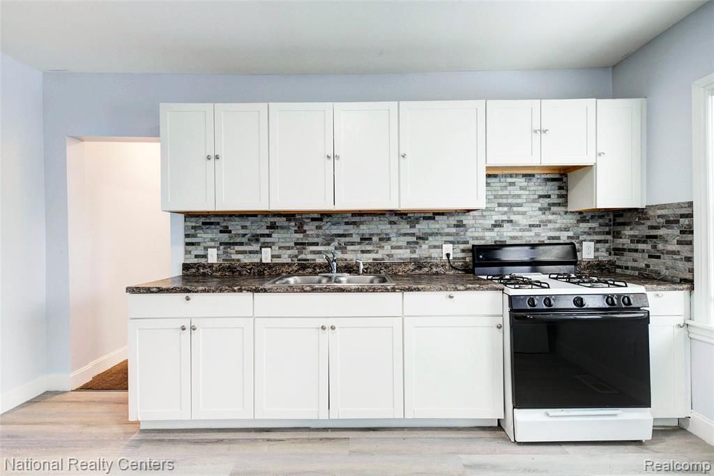 2484 Woodmere Street, Detroit, MI 48209 Main Photo