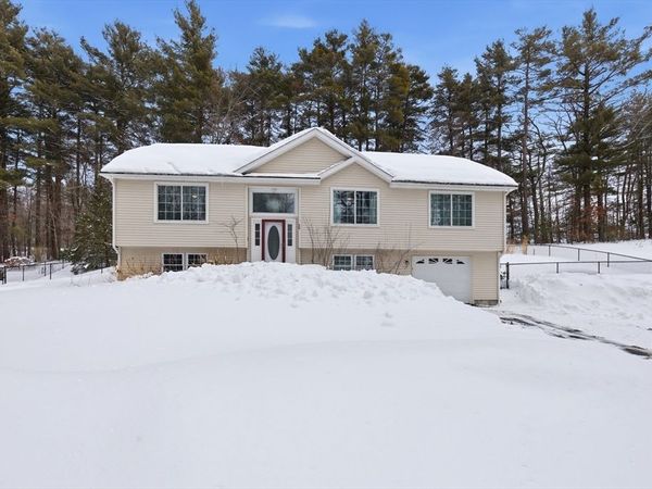 26 Water Street, Oxford, MA 01540
