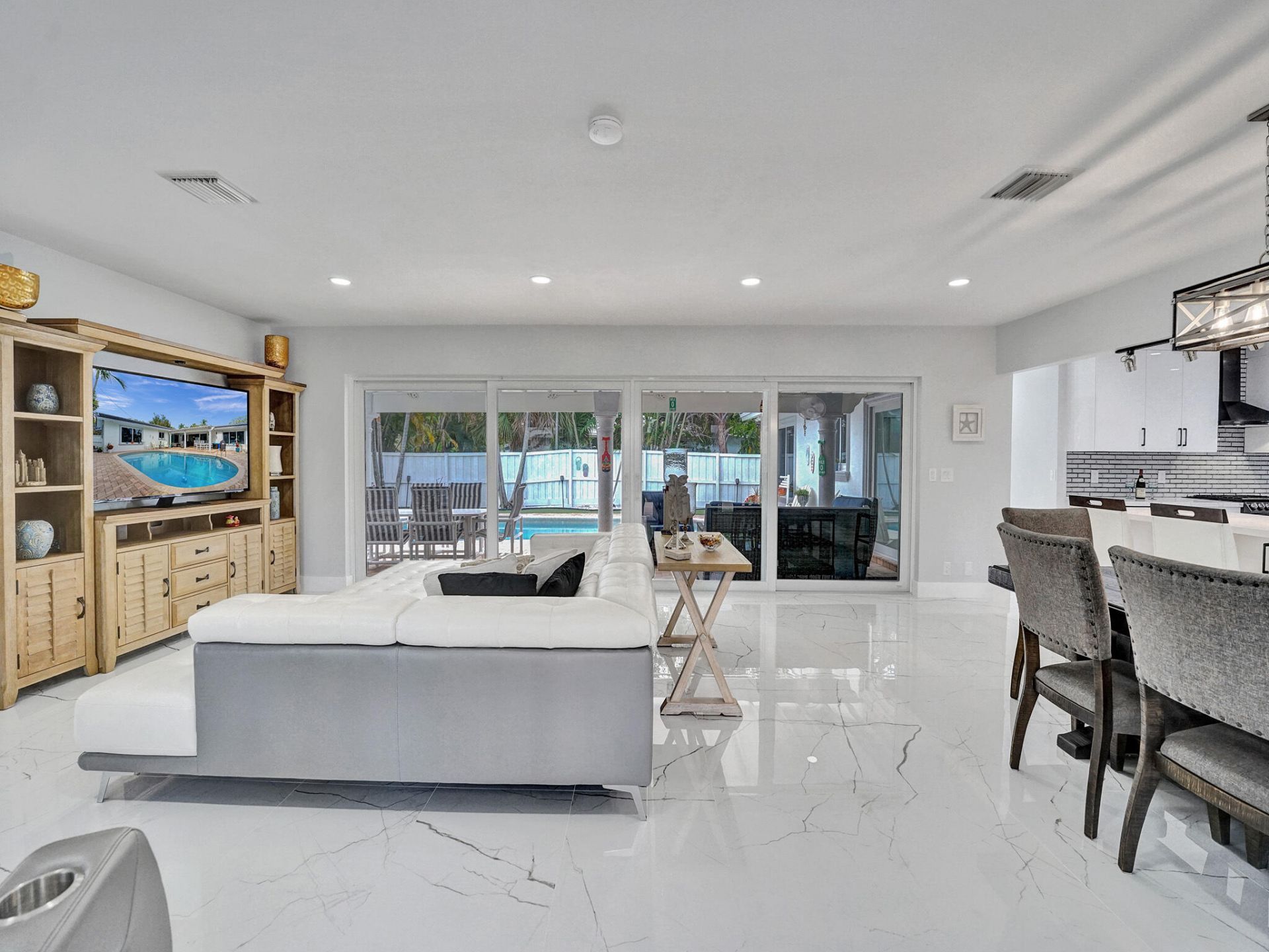 3204 Robbins Road, Pompano Beach, FL 33062 Photo