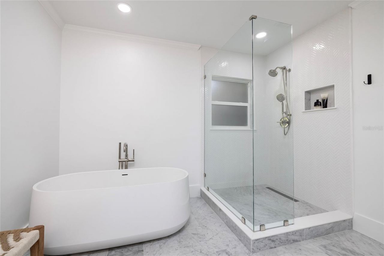 1433 Park Street N, Saint Petersburg, FL 33710 Photo