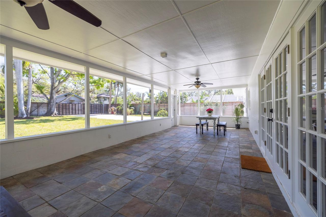 1433 Park Street N, Saint Petersburg, FL 33710 Photo