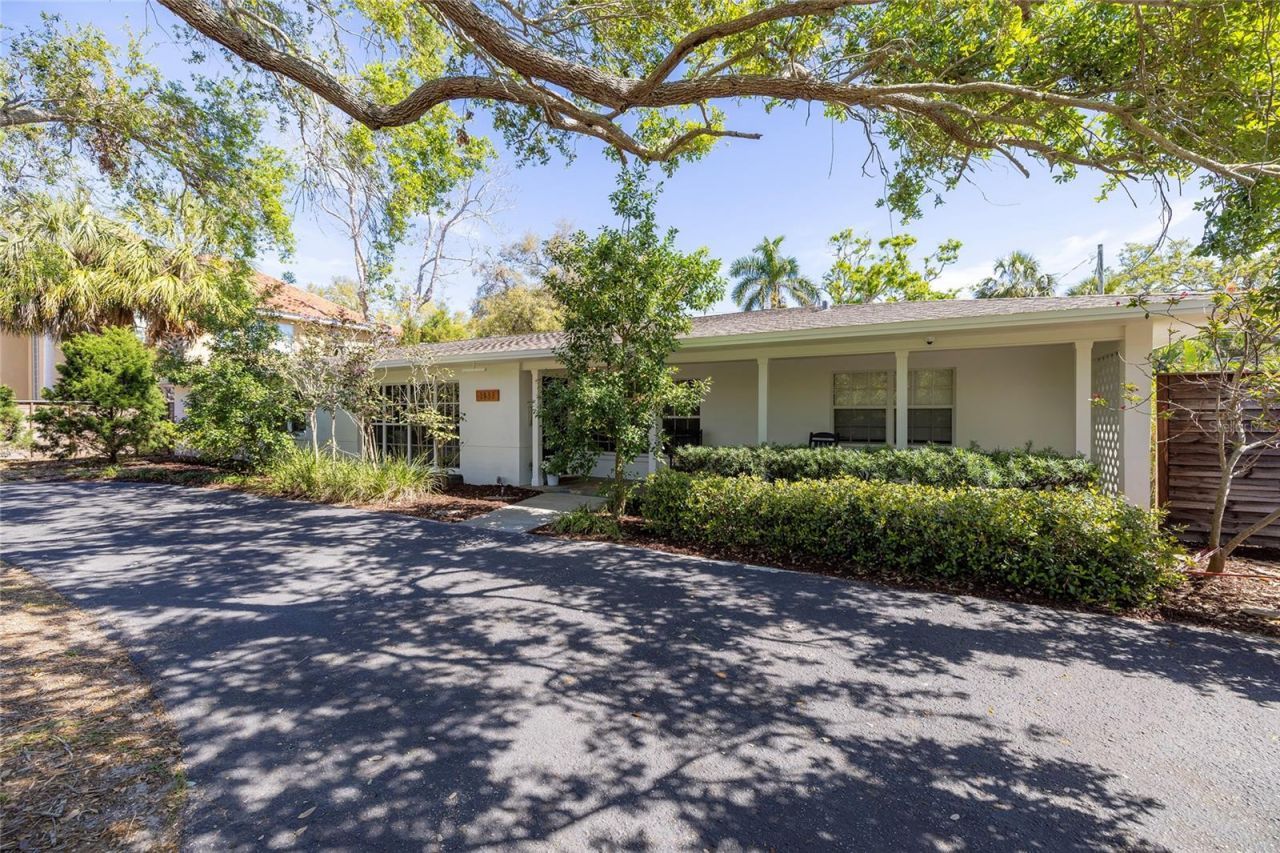 1433 Park Street N, Saint Petersburg, FL 33710 Photo