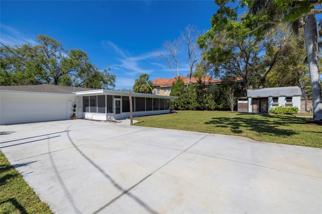 1433 Park Street N, Saint Petersburg, FL 33710 Photo