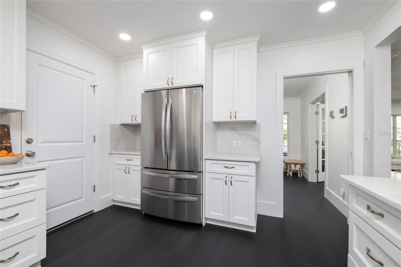 1433 Park Street N, Saint Petersburg, FL 33710 Photo