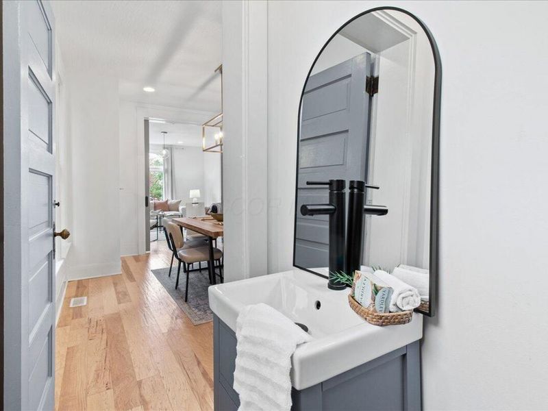 674 S Ohio Avenue , Columbus, OH 43205 Photo 16