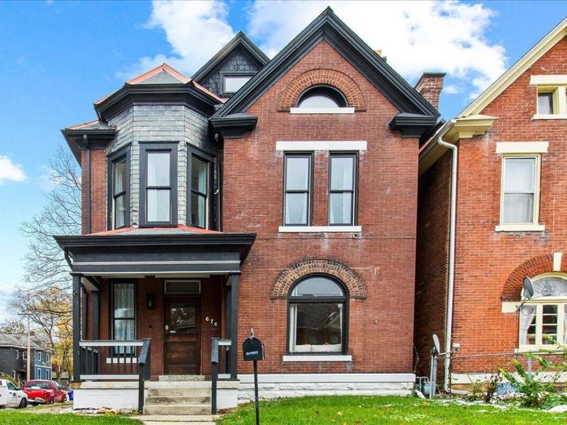 674 S Ohio Avenue , Columbus, OH 43205 Photo 2