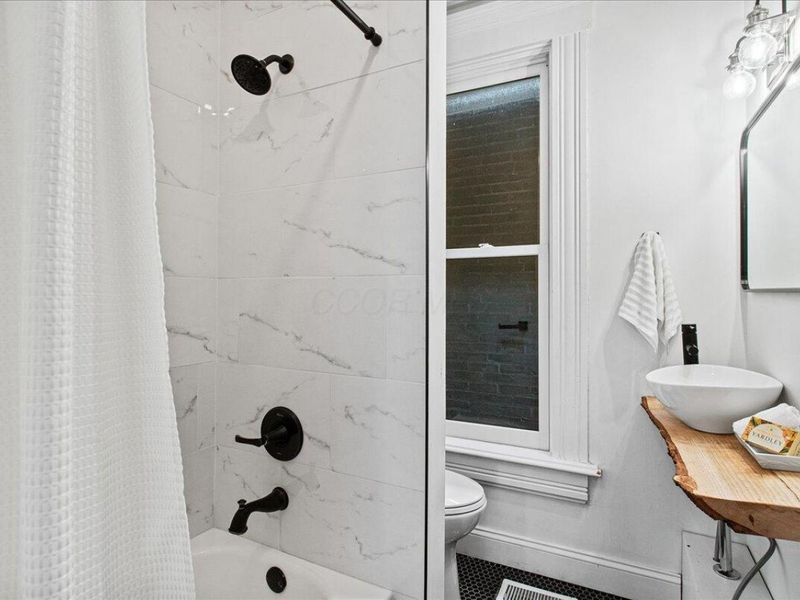 674 S Ohio Avenue , Columbus, OH 43205 Photo 26