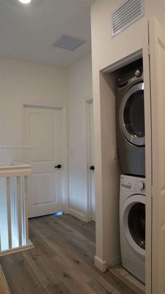 549 NW 204th St , Miami Gardens, FL 33169 Photo