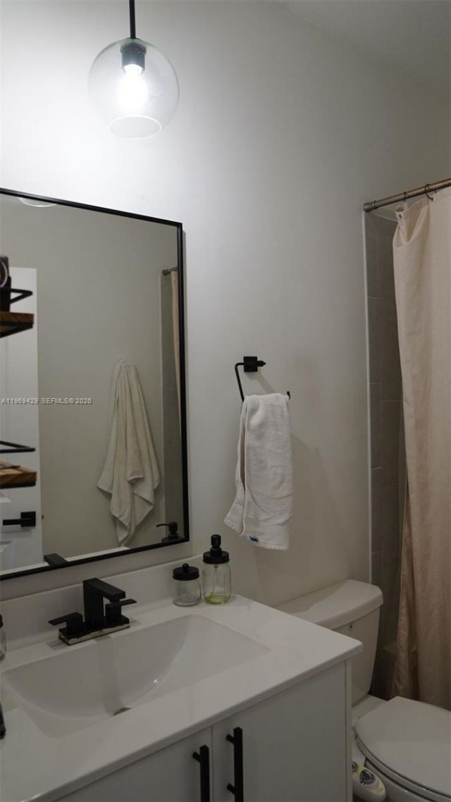 549 NW 204th St, Miami Gardens, FL 33169 Photo