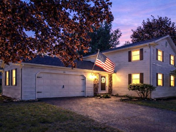 1163 S Lakeside Drive S, Battle Creek, MI 49015