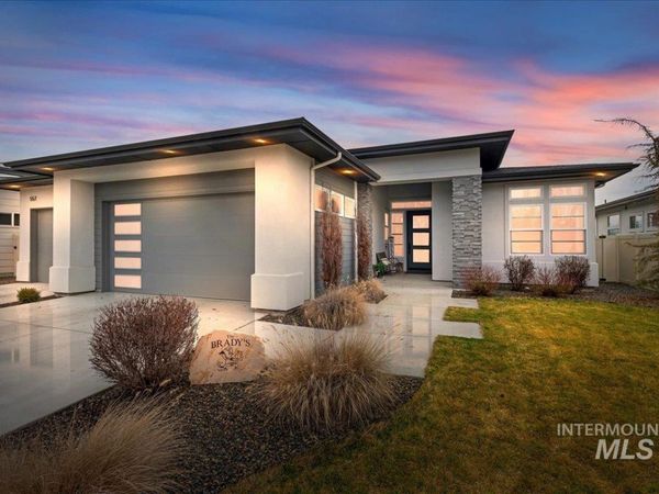 557 W Carnelian Lane, Eagle, ID 83616