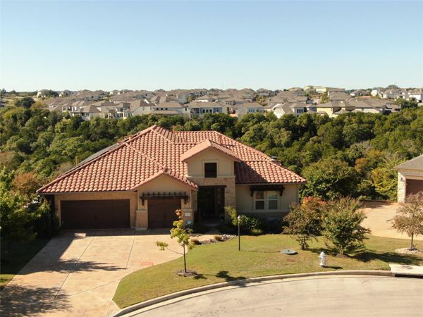 416 Maialina CV, Lakeway, TX 78738