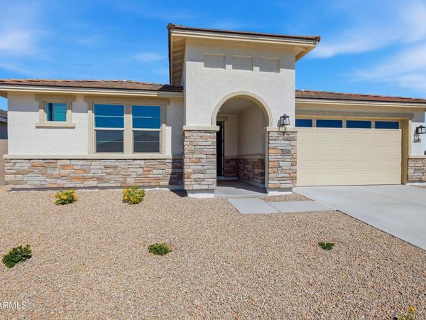 23988 W Carver Drive, Buckeye, AZ 85326