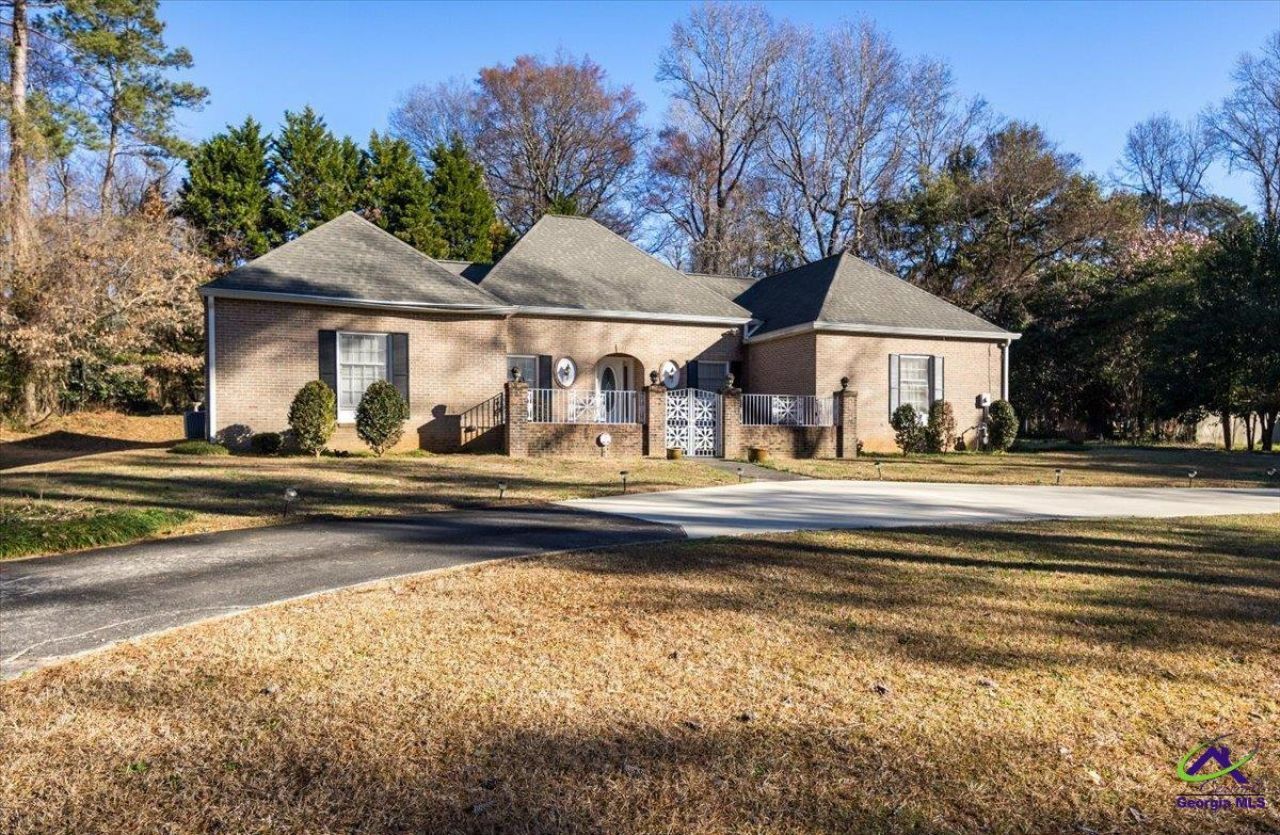 903 Tucker Road, Macon, GA 31210 Main Photo