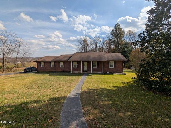 14080 Dennis Drive, Bristol, VA 24202