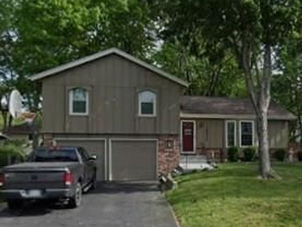 12712 W 100th Street, Lenexa, KS 66215