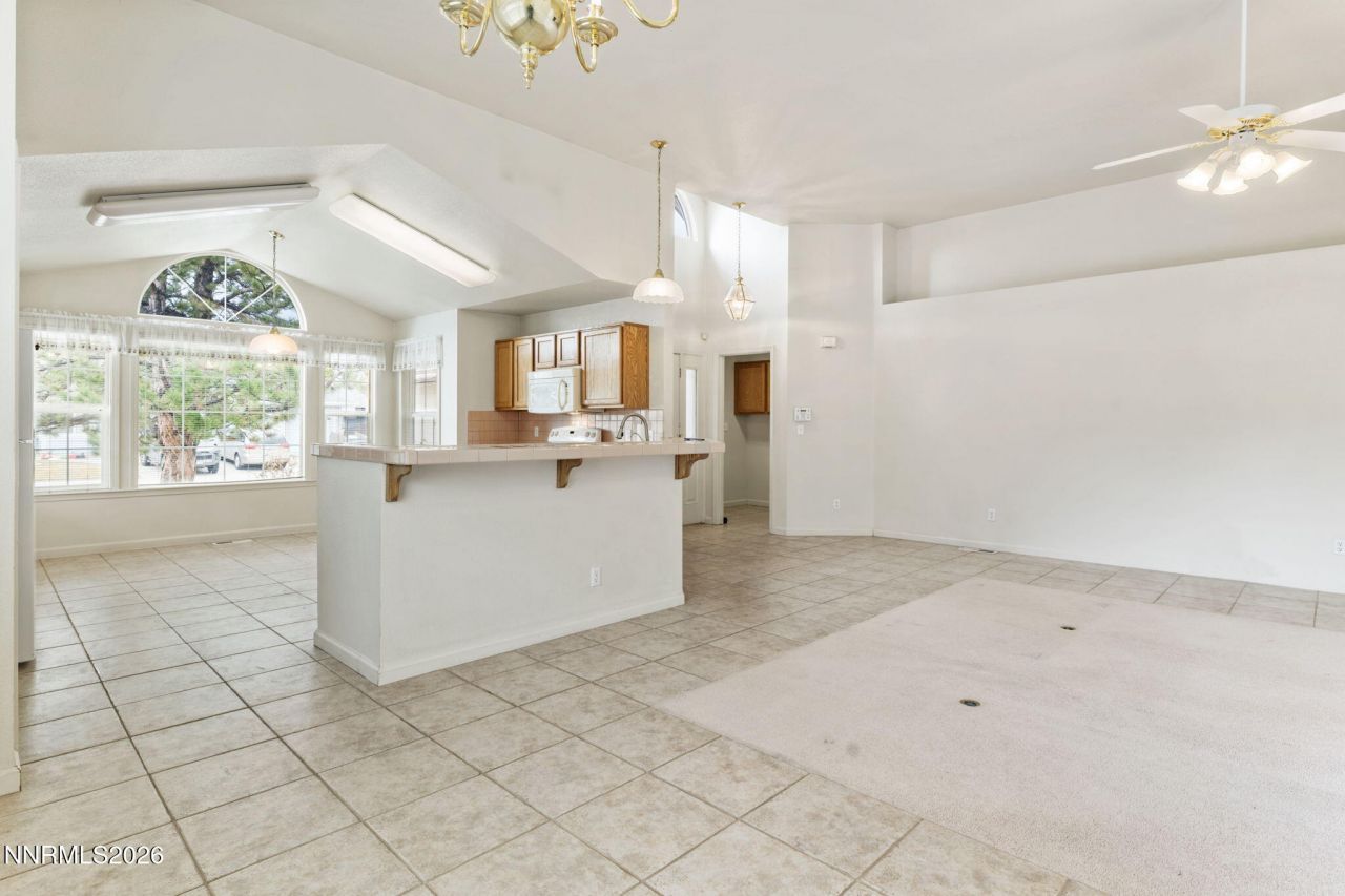 541 Horizon Drive, Carson City, NV 89701 Photo