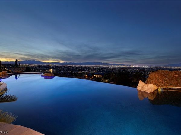 472 Saint Moritz Drive, Henderson, NV 89012