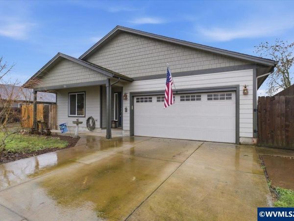 806 Wassom St, Lebanon, OR 97355