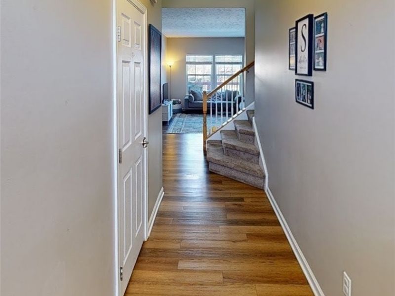 731 Millstream Run, Macedonia, OH 44056 Photo 3