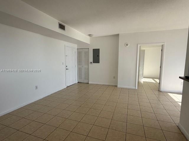 1 Glen Royal Pkwy , Unit 1107, Miami, FL 33125 Photo