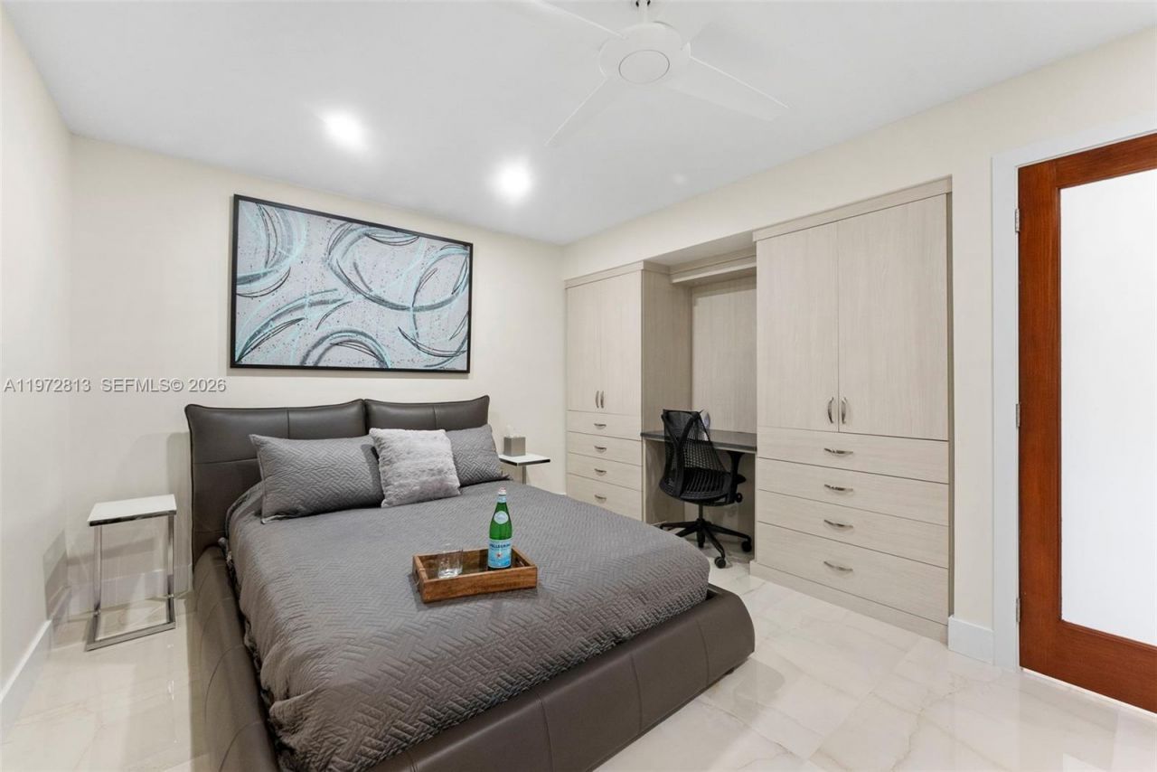 76 Isle Of Venice Dr, Unit H, Fort Lauderdale, FL 33301 Photo