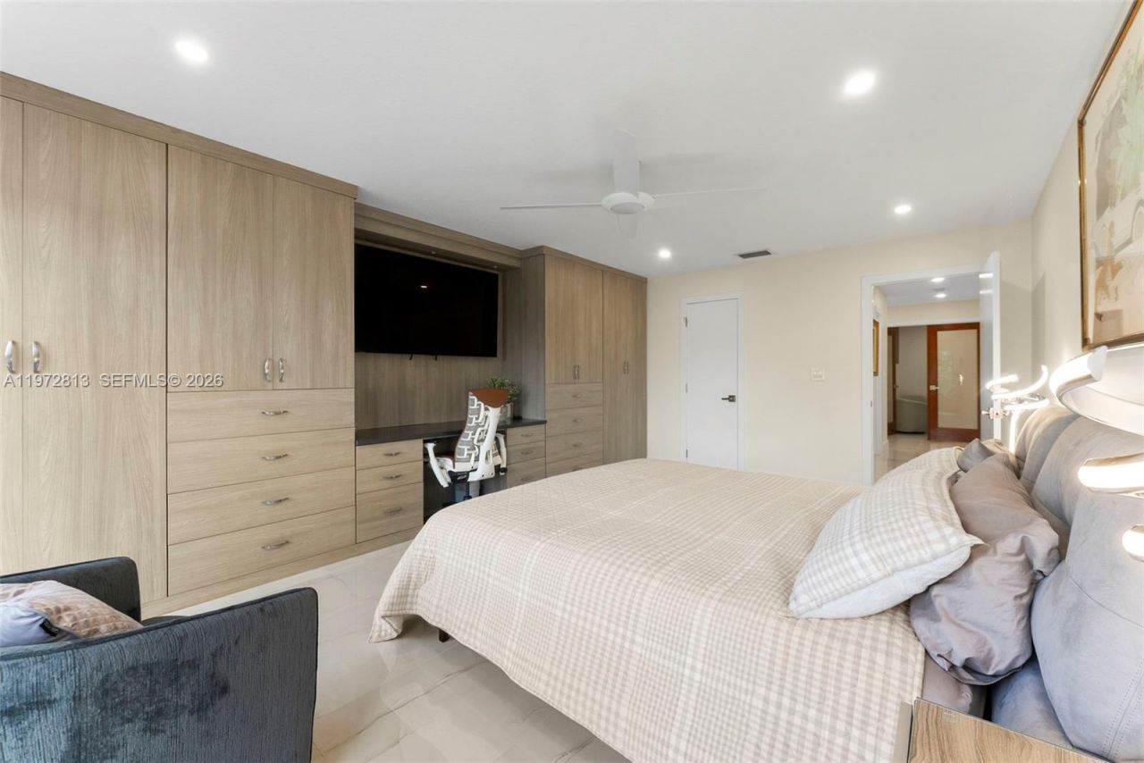 76 Isle Of Venice Dr, Unit H, Fort Lauderdale, FL 33301 Photo