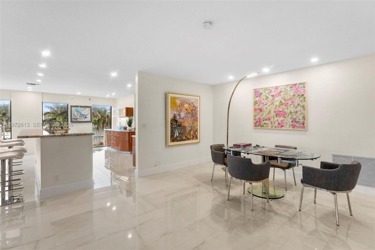 76 Isle Of Venice Dr, Unit H, Fort Lauderdale, FL 33301 Photo