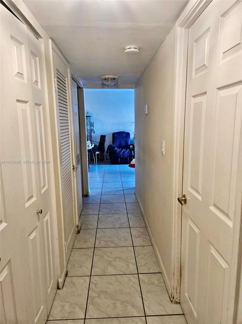 400 Kings Point Dr, Unit 1624, Sunny Isles Beach, FL 33160 Photo