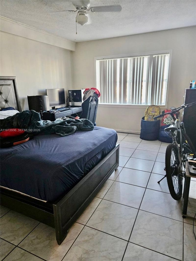 400 Kings Point Dr, Unit 1624, Sunny Isles Beach, FL 33160 Photo