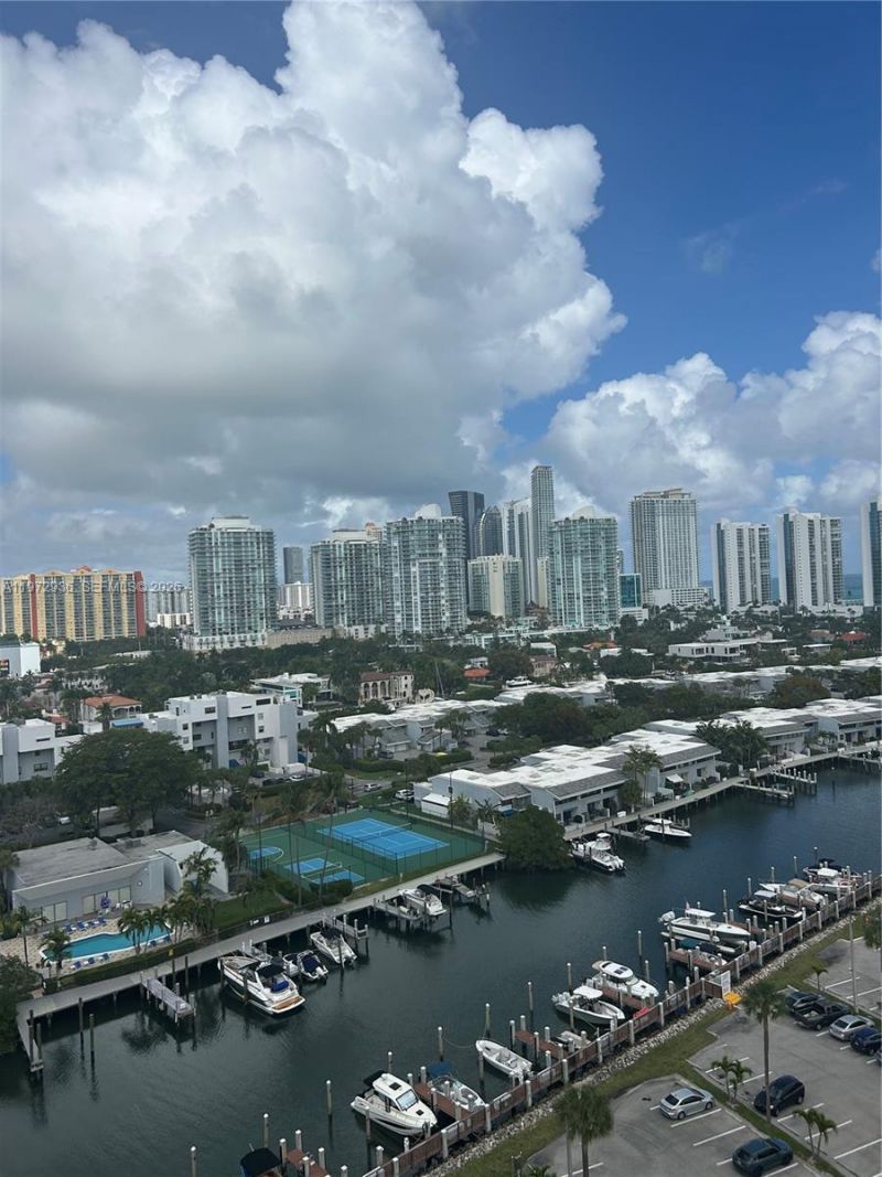 400 Kings Point Dr, Unit 1624, Sunny Isles Beach, FL 33160 Photo