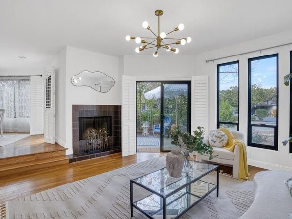 227 Ada Avenue, Unit B, Mountain View, CA 94043