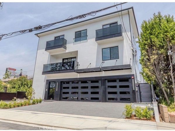 2941 Mary Street, Unit 3, La Crescenta, CA 91214