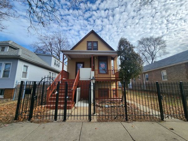 8349 S Essex Avenue , Chicago, IL 60617