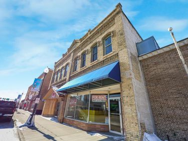 129 N Sibley Avenue , Litchfield, MN 55355