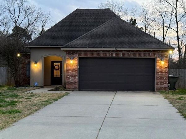 525 Riverrun Circle, Shreveport, LA 71104