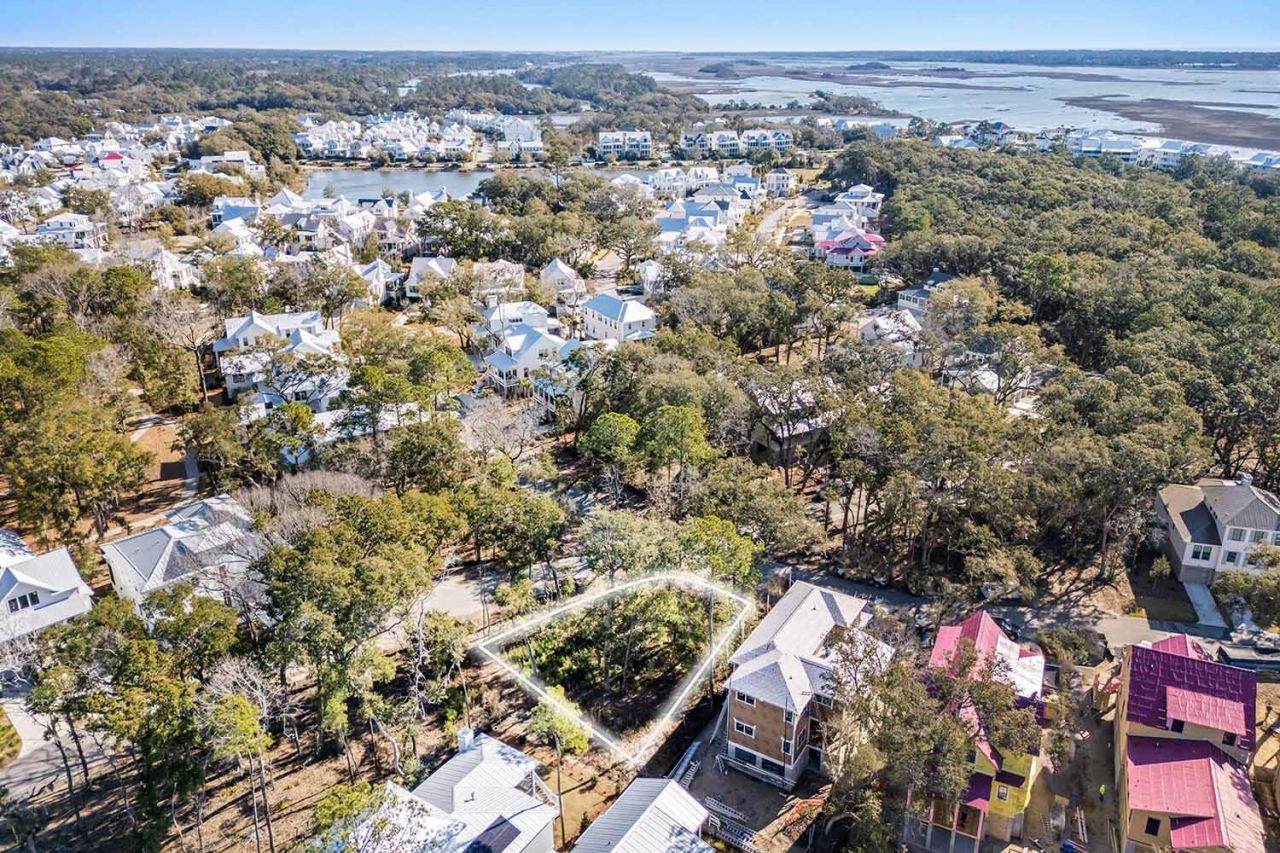 5004 Saltspray Lane Photo 4