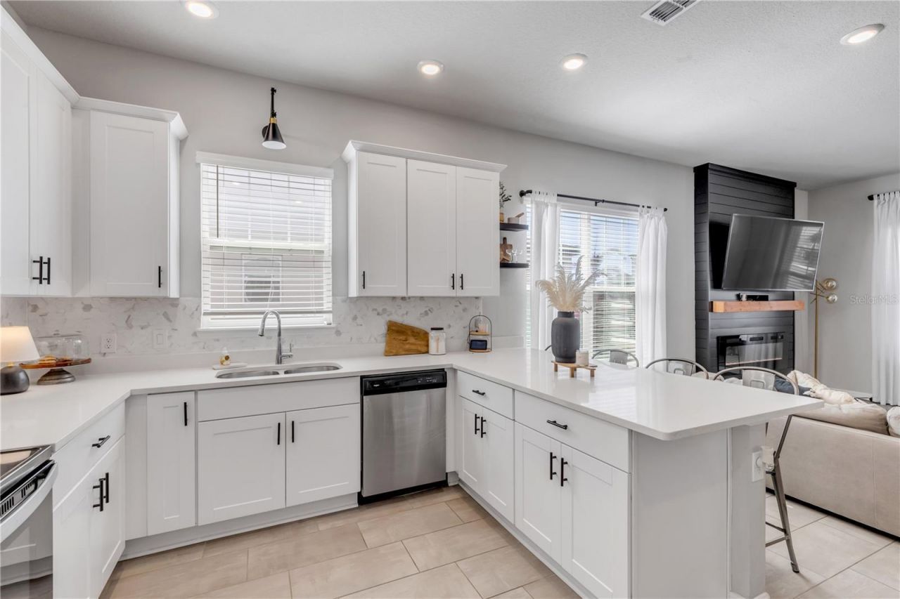 413 Venetian Palms Boulevard, New Smyrna Beach, FL 32168 Photo