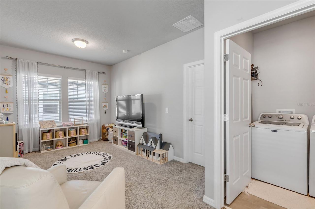 413 Venetian Palms Boulevard, New Smyrna Beach, FL 32168 Photo