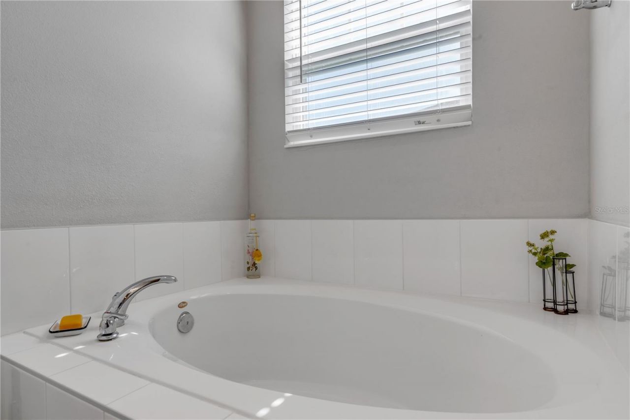 413 Venetian Palms Boulevard, New Smyrna Beach, FL 32168 Photo