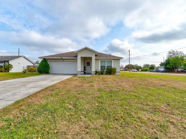 2865 W COVINGTON DRIVE , DELTONA, FL 32738