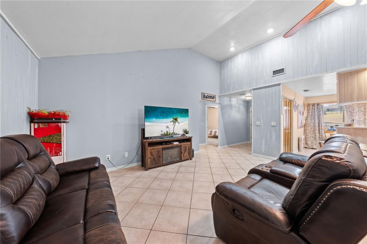 51 Britton Street , Babson Park, FL 33827 Photo