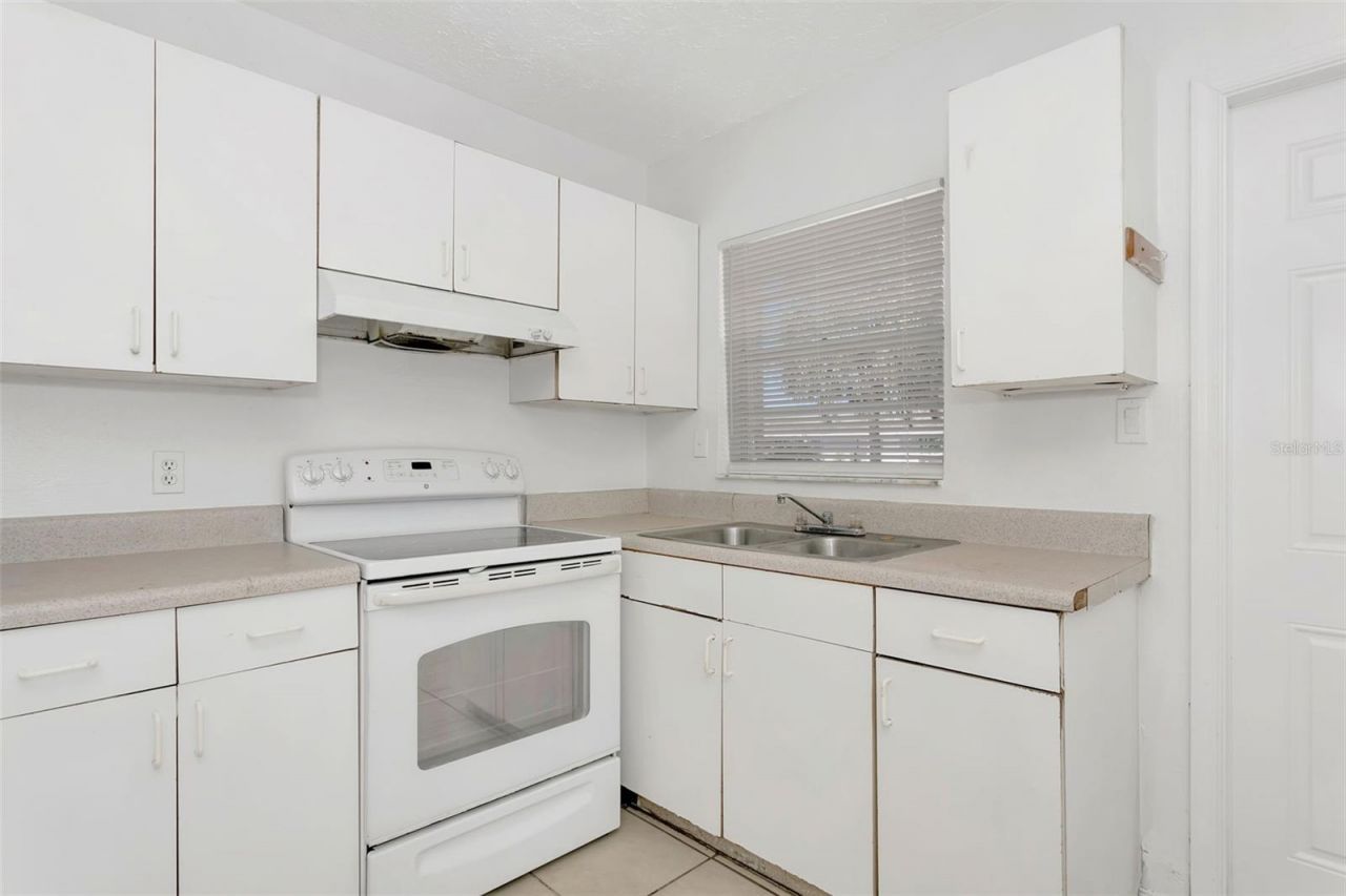 810 21st Avenue W, Bradenton, FL 34205 Photo