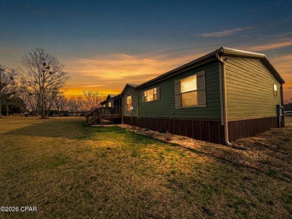 686 Alford Road, Defuniak Springs, FL 32433