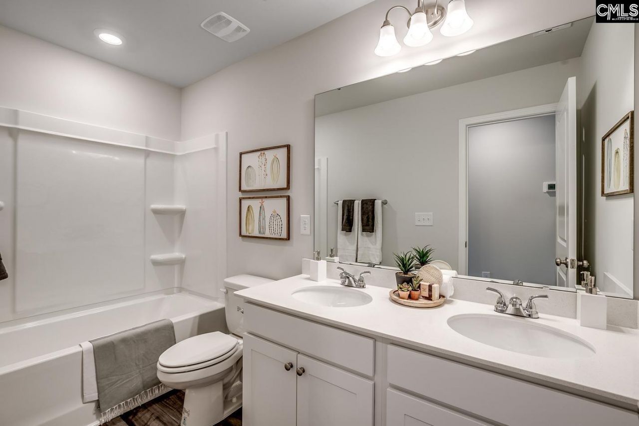 1136 Crescent Corner Drive Photo 16