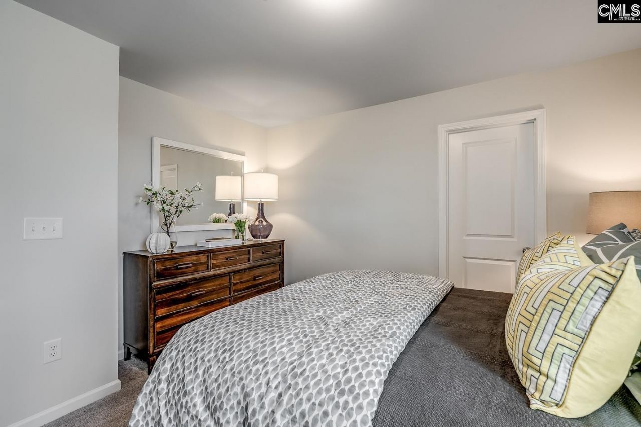 1136 Crescent Corner Drive Photo 22