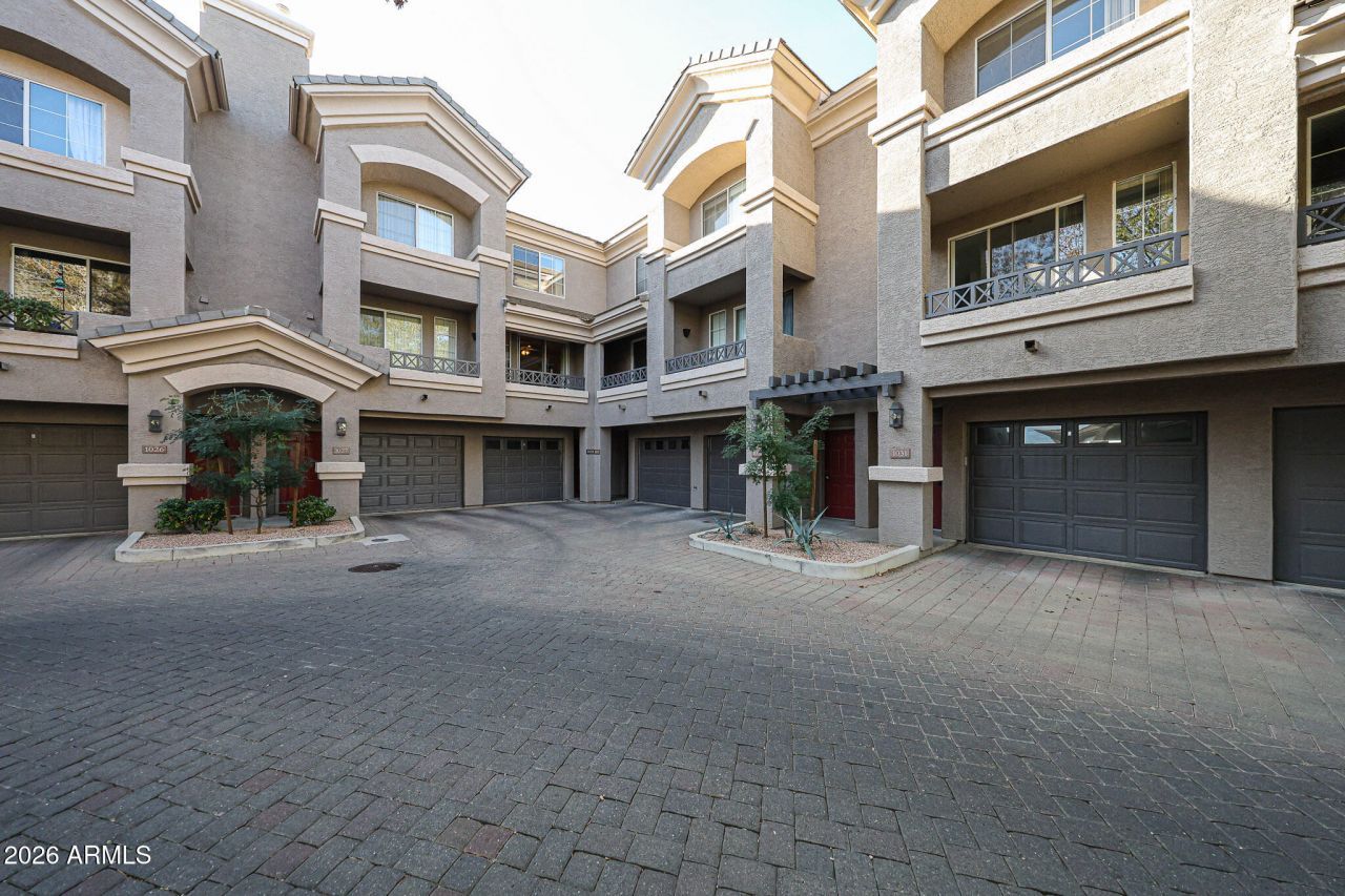 4455 E Paradise Village Parkway S, Unit 1028, Phoenix, AZ 85032 Main Photo