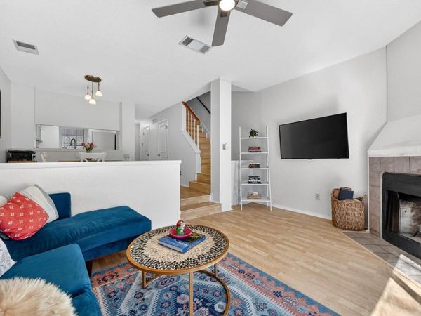 1411 Gracy Farms LN, Unit 118, Austin, TX 78758