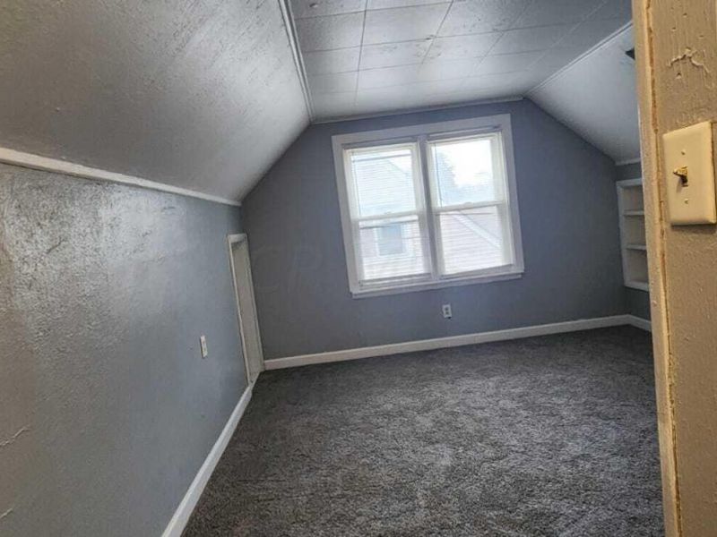 2459 NE Meredith Drive NE, Columbus, OH 43219 Photo 6